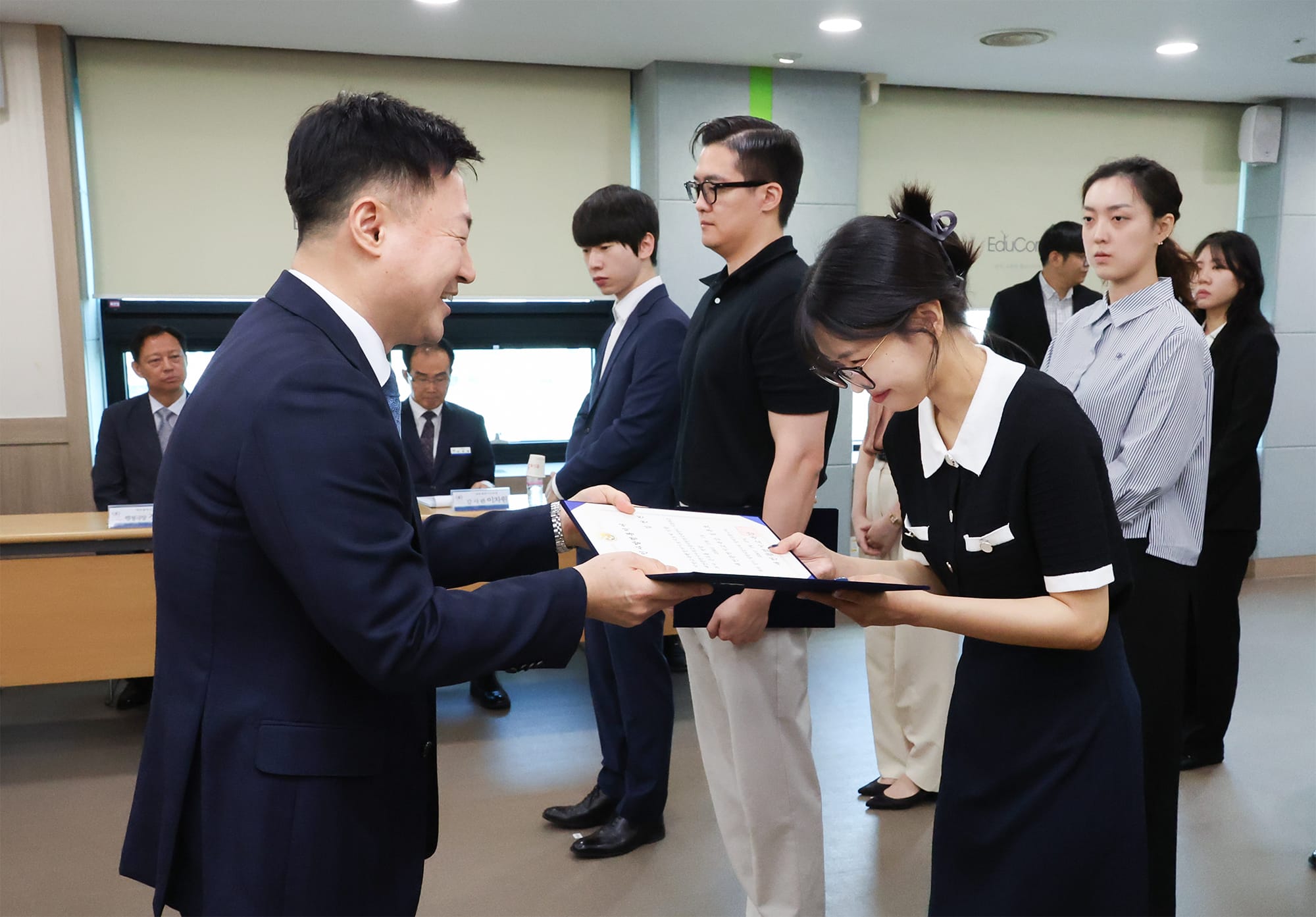 대전교육청, 신규 지방공무원 임용장 수여식 개최